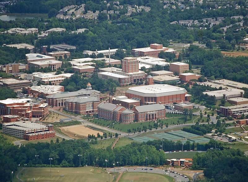Université publique à Charlotte, Caroline du Nord