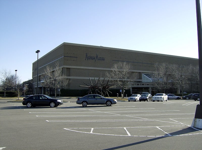 Shopping mall in Troy, Michigan