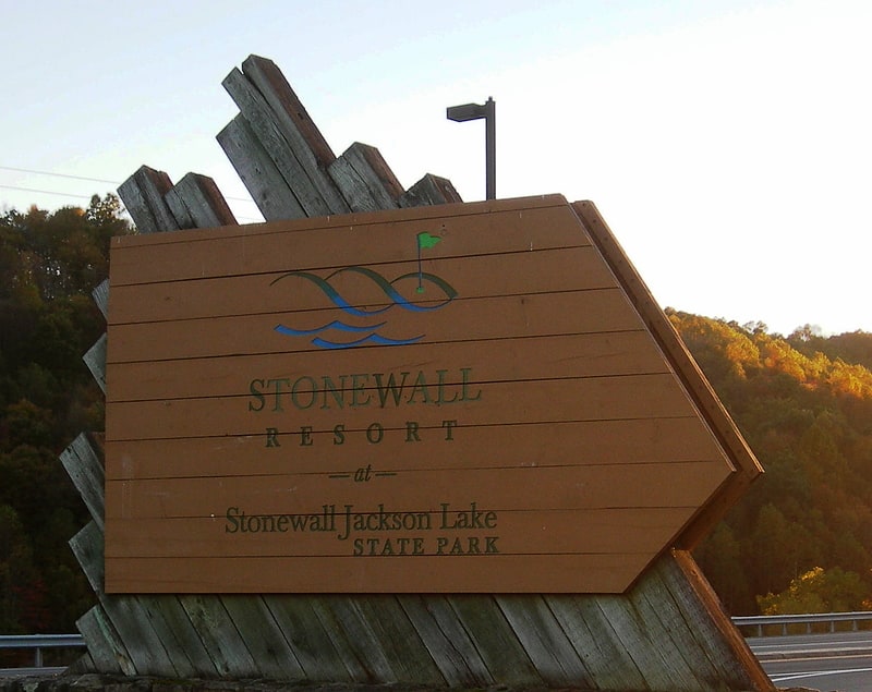Park Stanowy Stonewall Jackson Lake