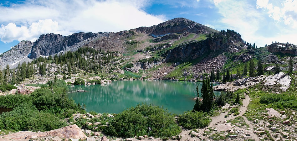 Alpine lake in Utah