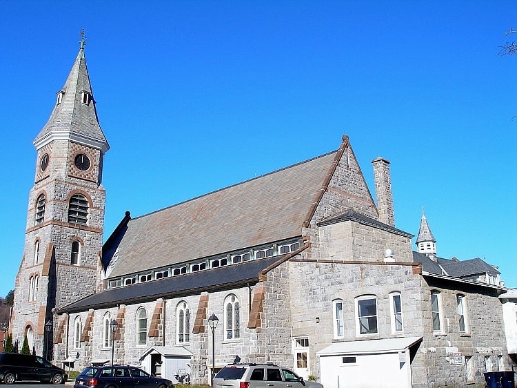 Church building in Great Barrington, Massachusetts