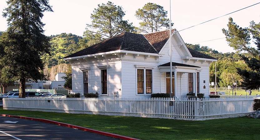 Dixie Schoolhouse