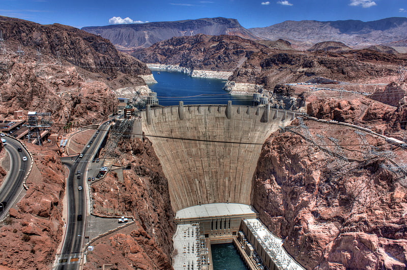 Un barrage qui dompte le fleuve Colorado depuis 1935