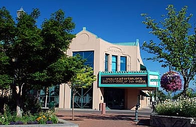 Theater in Medford, Oregon