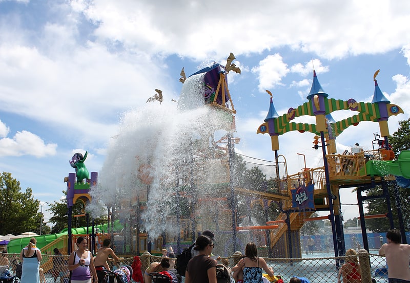 Theme park in Middletown Township, Pennsylvania