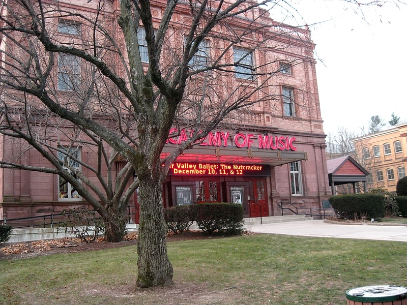 Theater in Northampton, Massachusetts