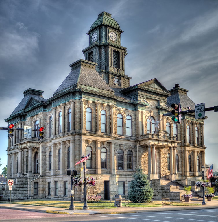 Holmes County Courthouse
