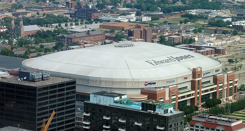 Multi-purpose stadium in St. Louis, Missouri