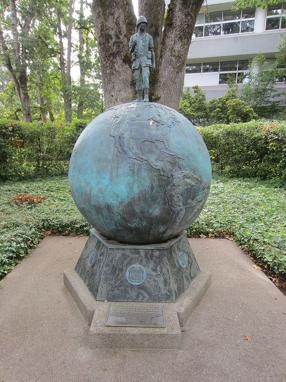 Monument in Salem, Oregon