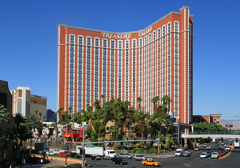 Hotel-casino con restaurantes y espectáculos