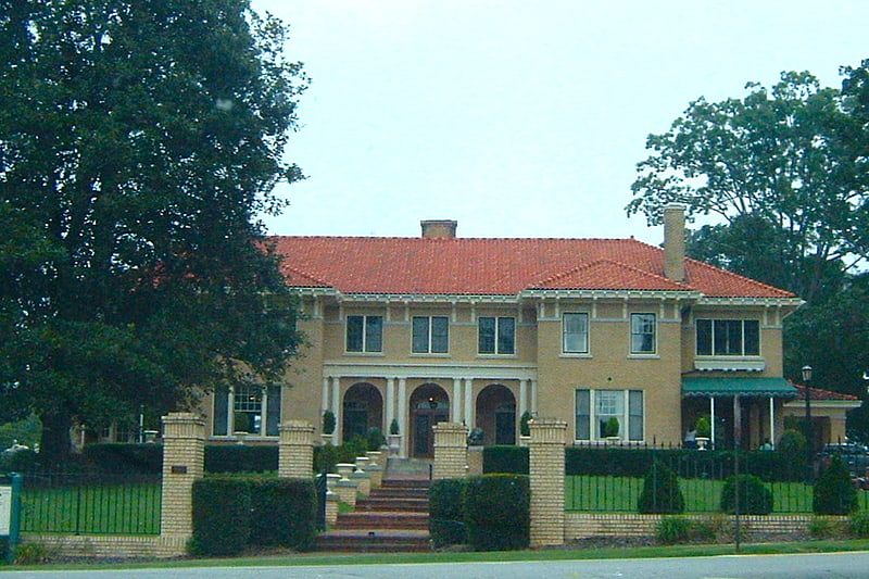 Bona Allen Mansion