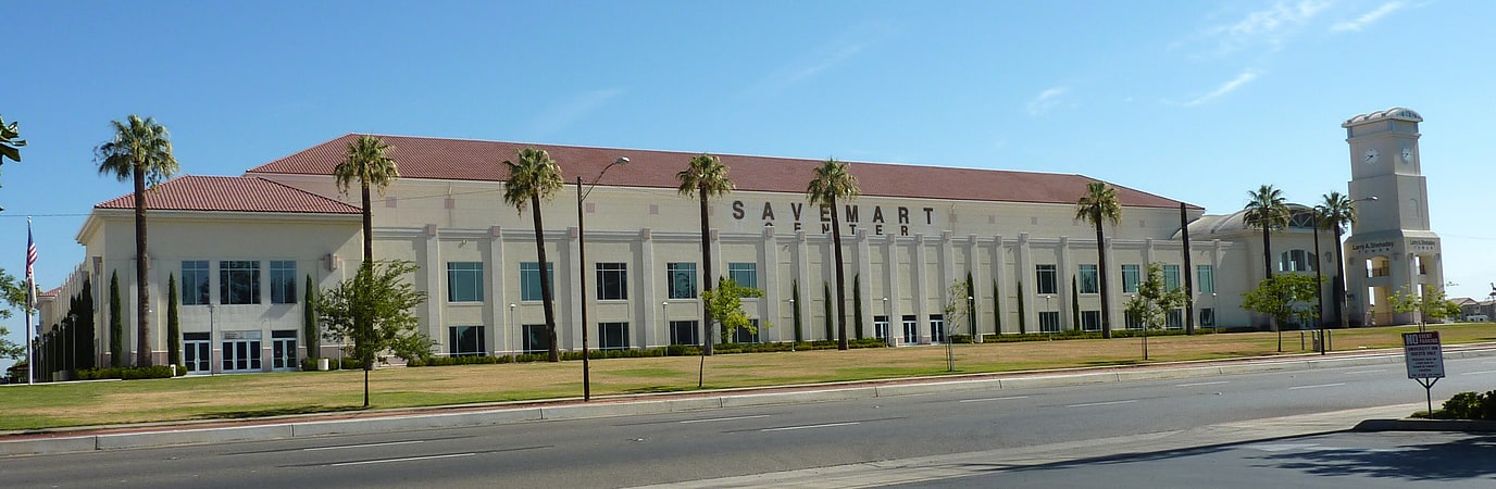 Salle omnisports à Fresno, Californie