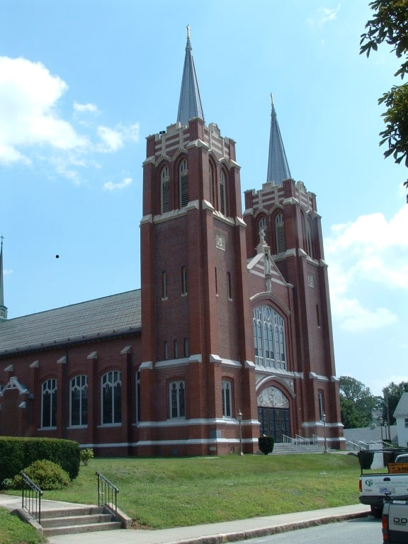 Iglesia parroquial en Webster, Massachusetts