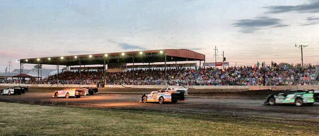 Car racing track in Lincoln, Illinois