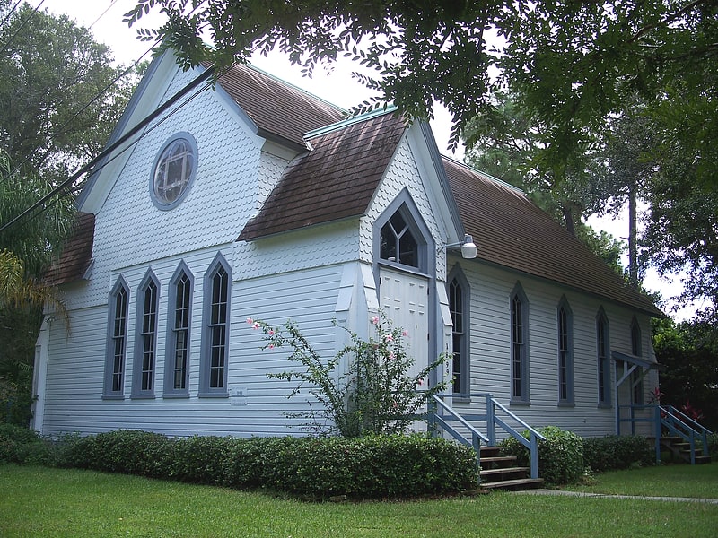 Church building in Dunedin, Florida