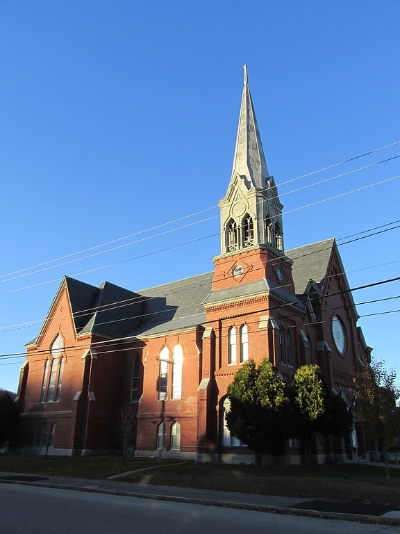 Church building in Auburn, Maine