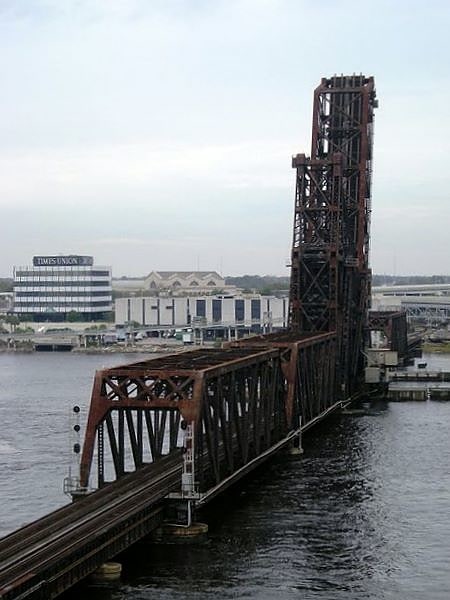 Swing bridge in Jacksonville, Florida