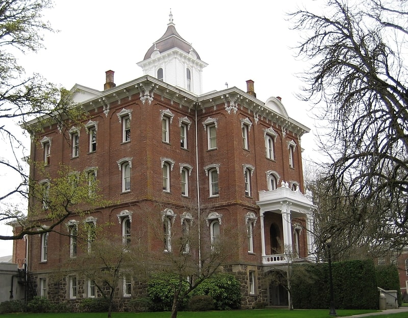 Building in McMinnville, Oregon