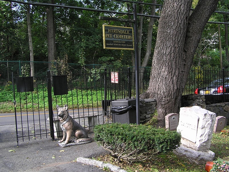 Pet cemetery in Hartsdale, New York