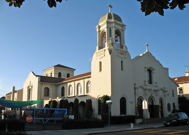 Iglesia católica en Alameda, California