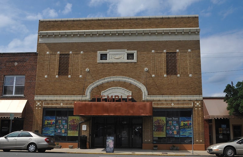 Theatre in Sanford, North Carolina