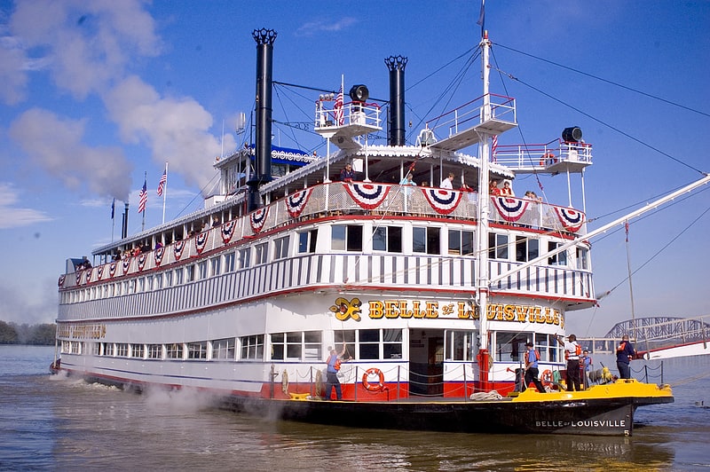 Boat tour agency in Louisville, Kentucky