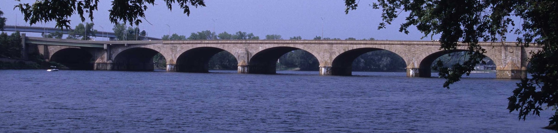 Arch bridge in East Hartford, Connecticut