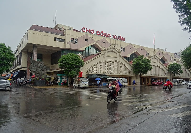 Rynek w Hanoi